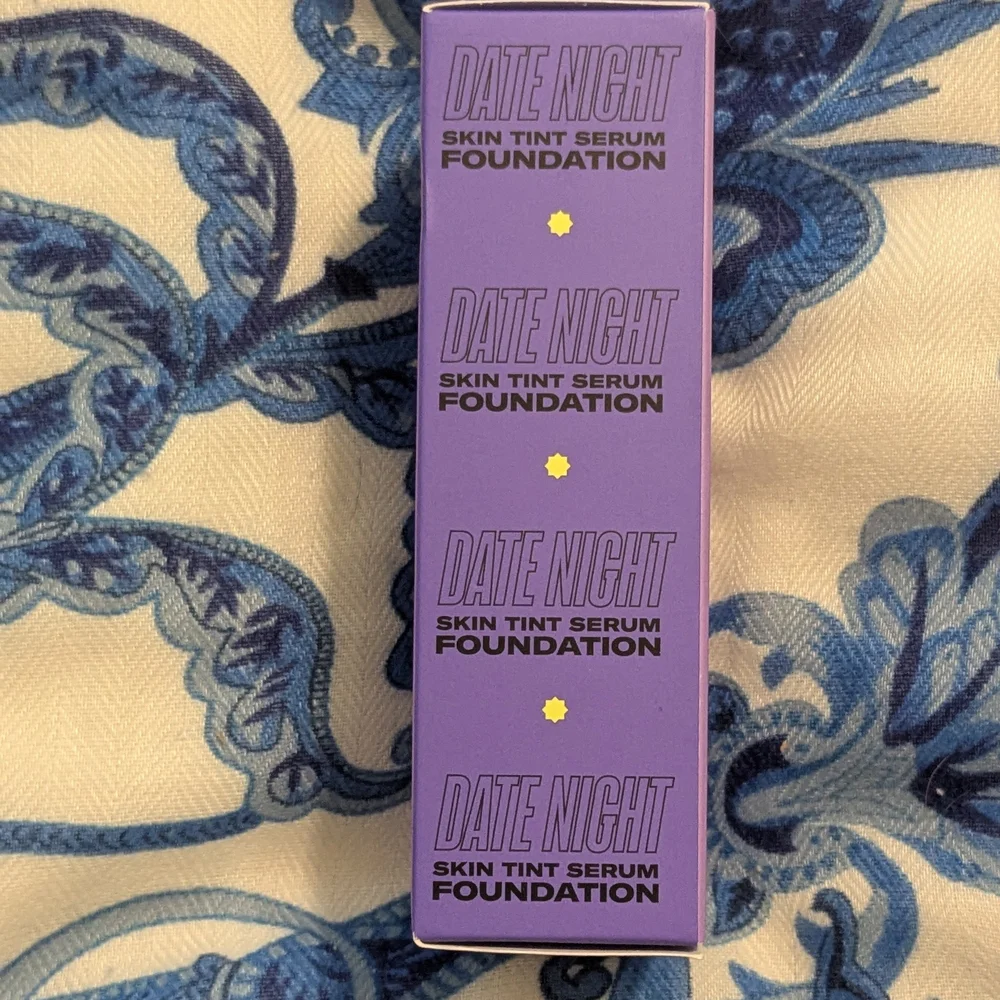 110 Fair Nuetral NIB Date Night Skin Tint Serum Foundation By Youth Foria